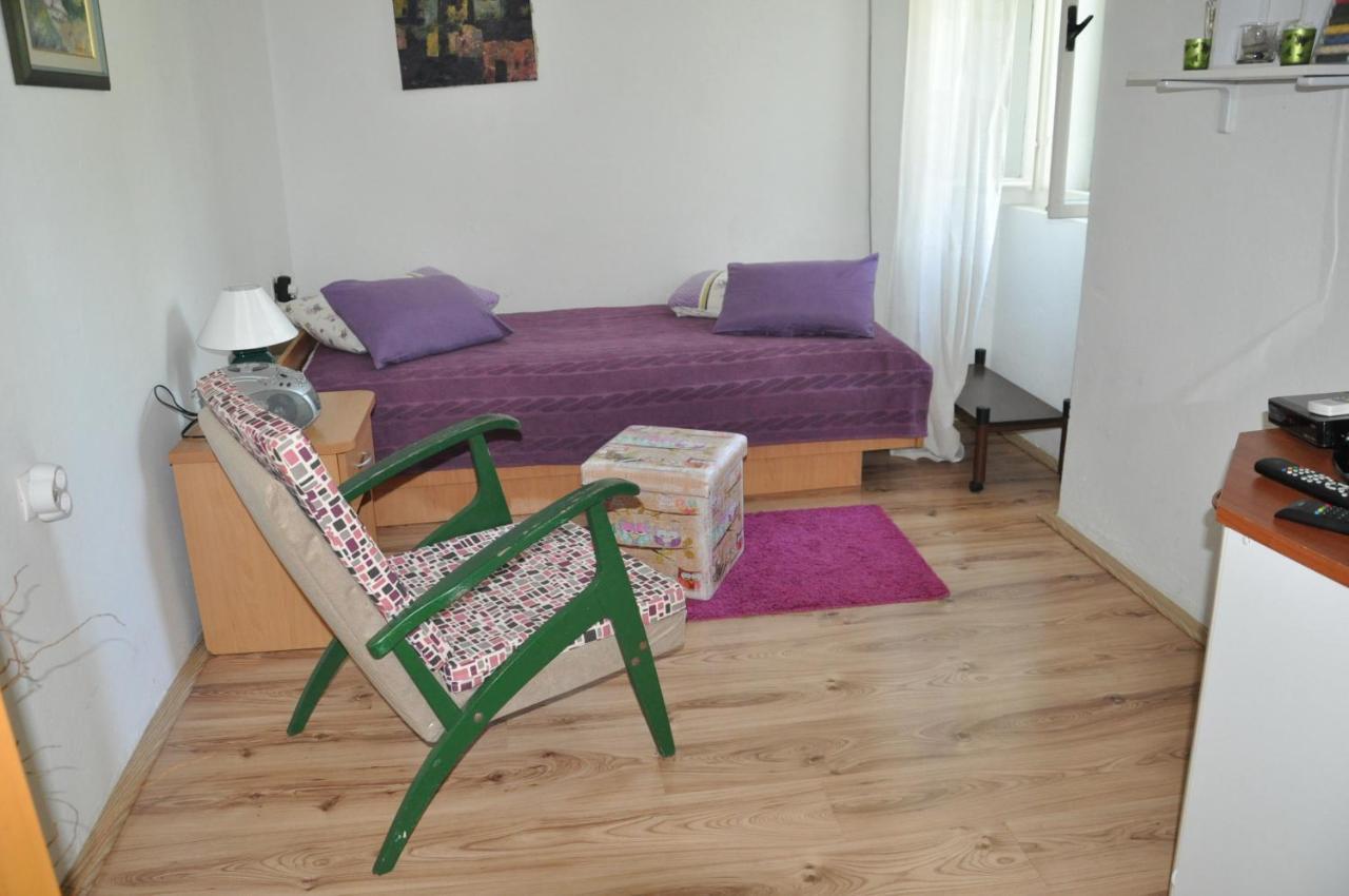 Apartment Marioni Buzet Exteriör bild
